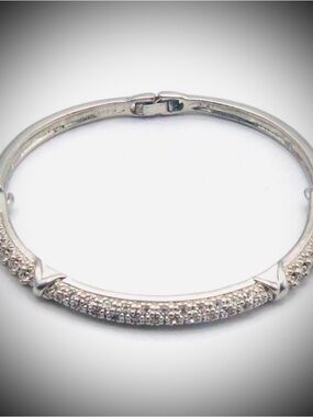 AVON Silver-Tone Crystal Rhineshone Pave Hinged Bangle Bracelet COLLECTION